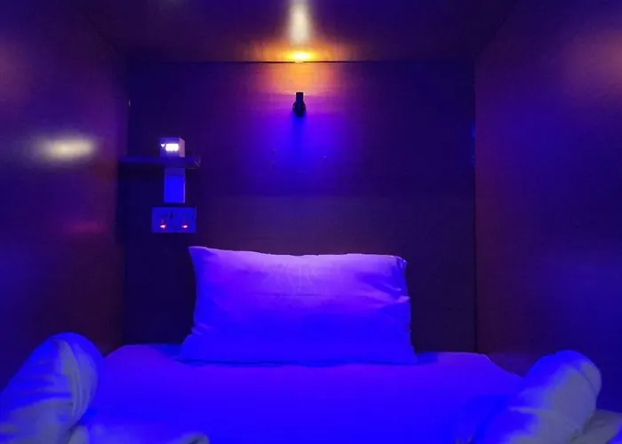 Papabo Backpackers Mactan Hôtel capsule