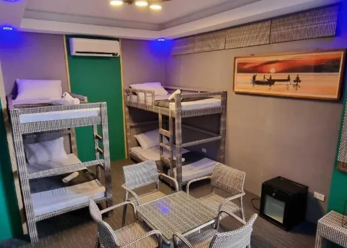 Papabo Backpackers Mactan Hôtel capsule